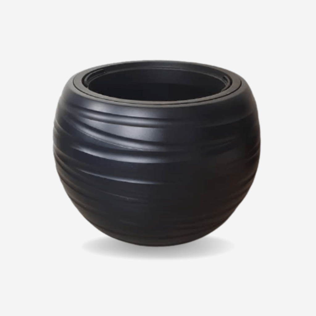 Black Plastic Flower Pot