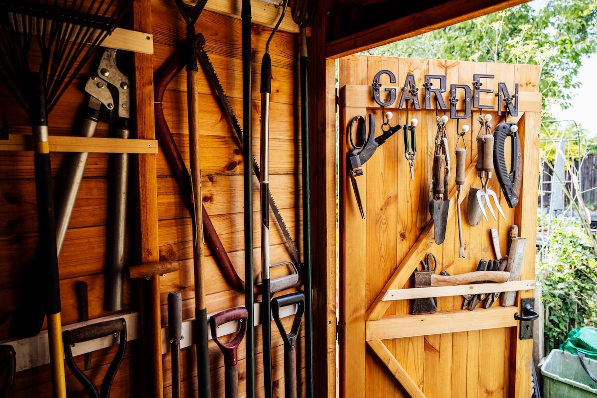 Must Have Gardening Tools for Every Gardener